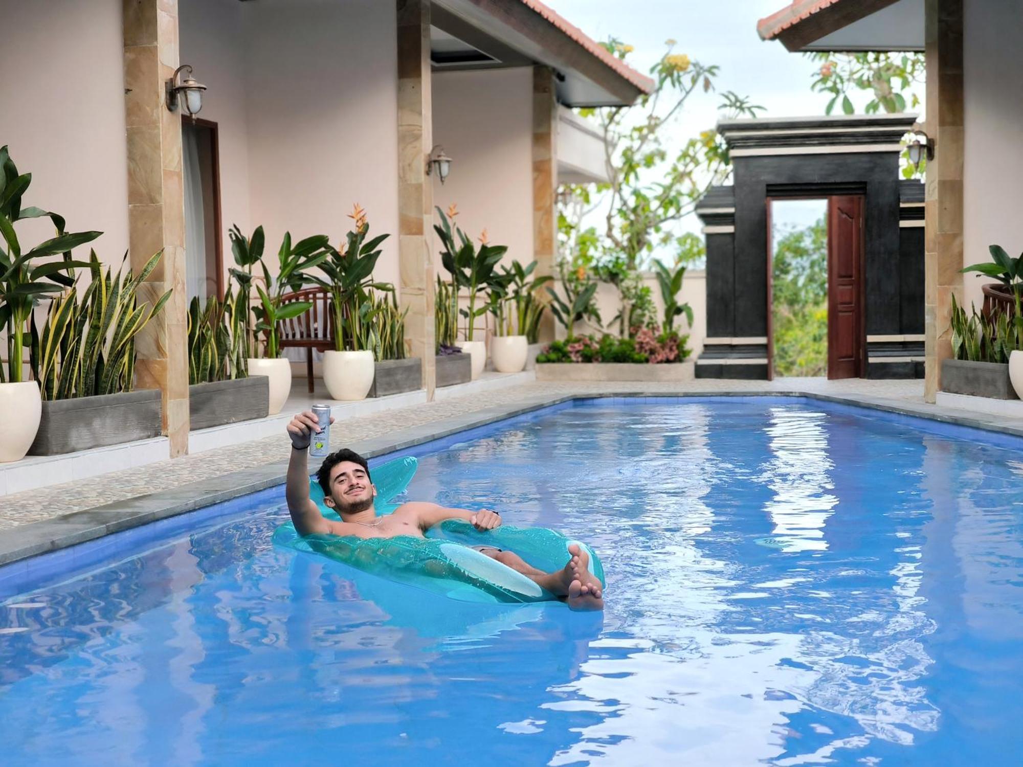 Surya Pandawa Homestay Ungasan  Luaran gambar